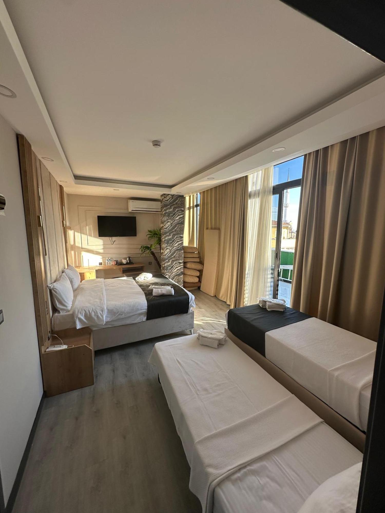Grand Oezer Hotel Provincia di Provincia di Istanbul Esterno foto